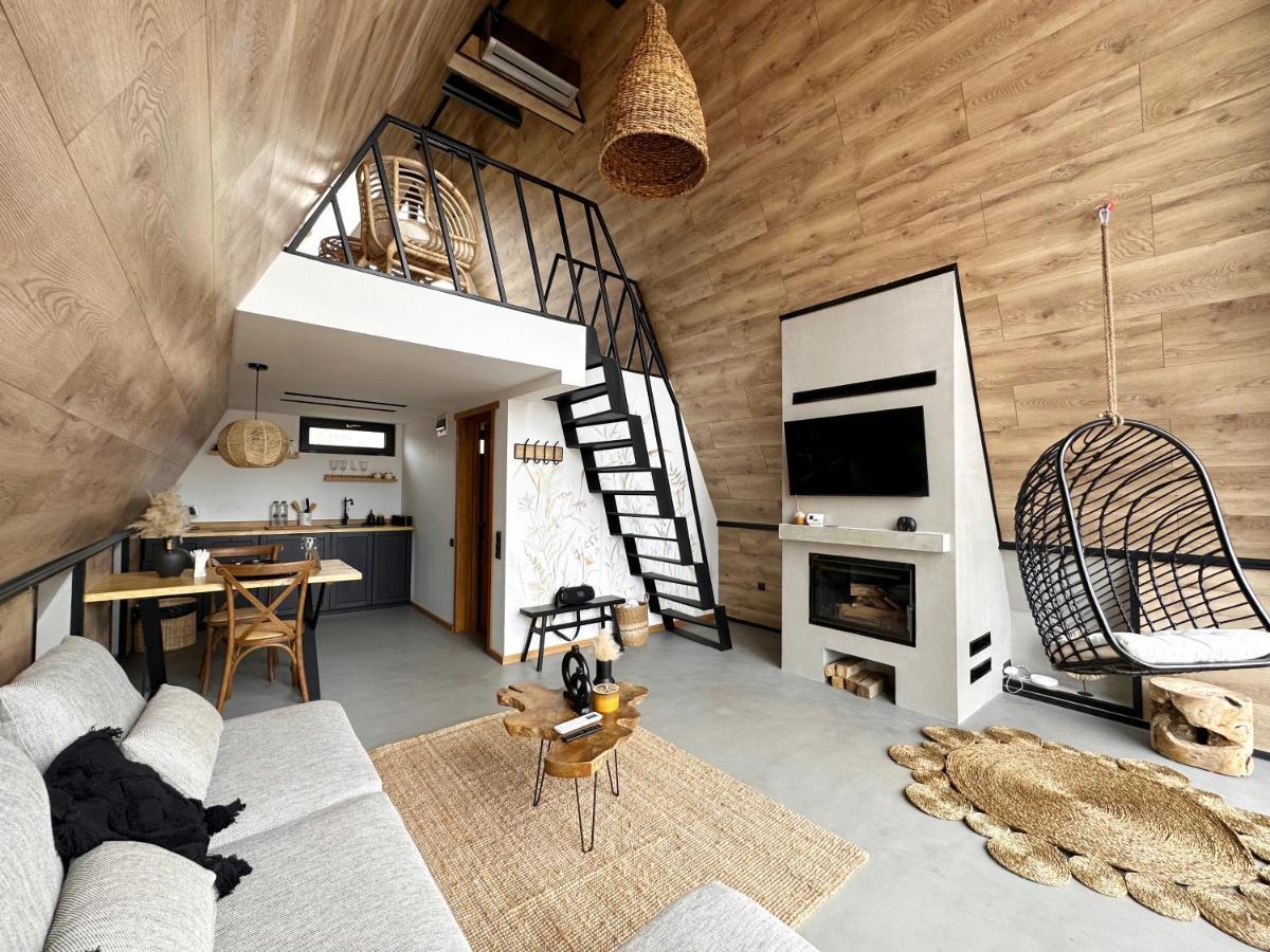 Chalet A-by The - Private A Frame Caciulati